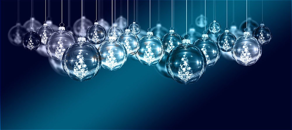 2022-12-17-christmas-1742106-1000px