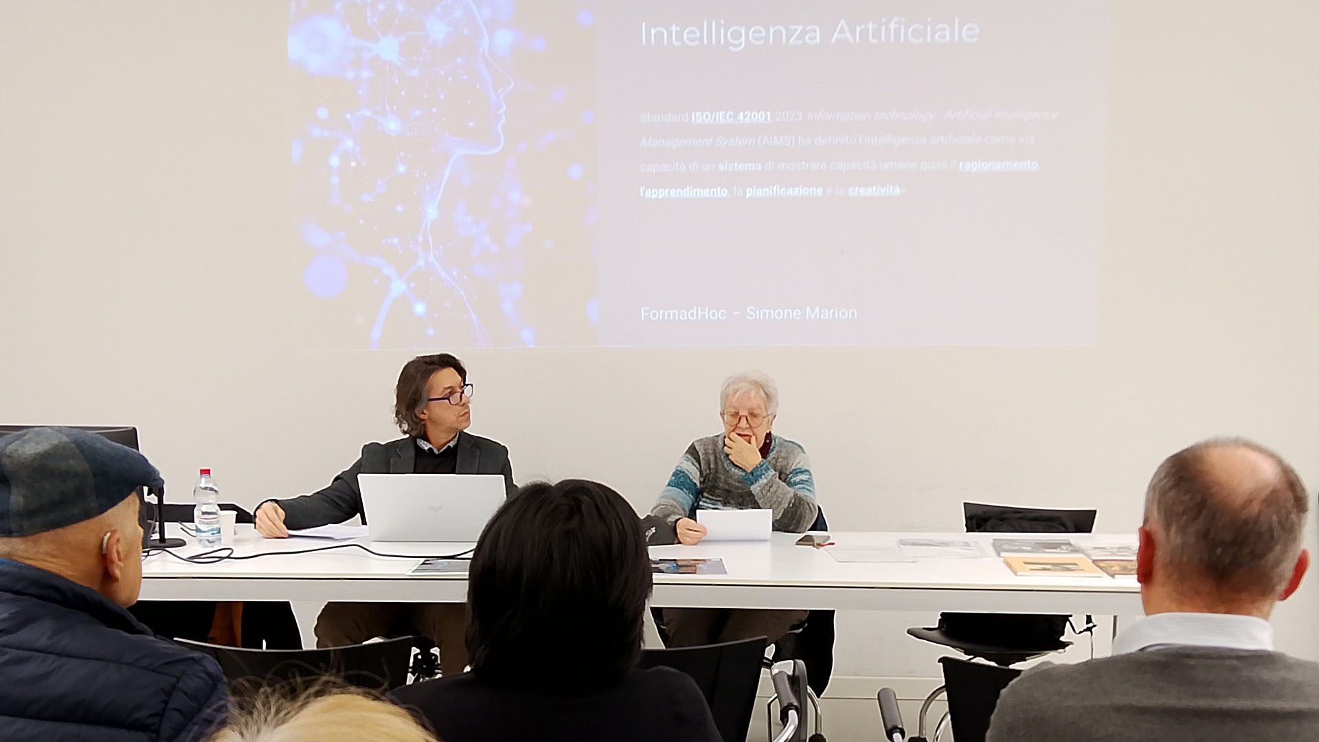 Intelligenza Artificiale. Modelli, applicazioni, sfide.